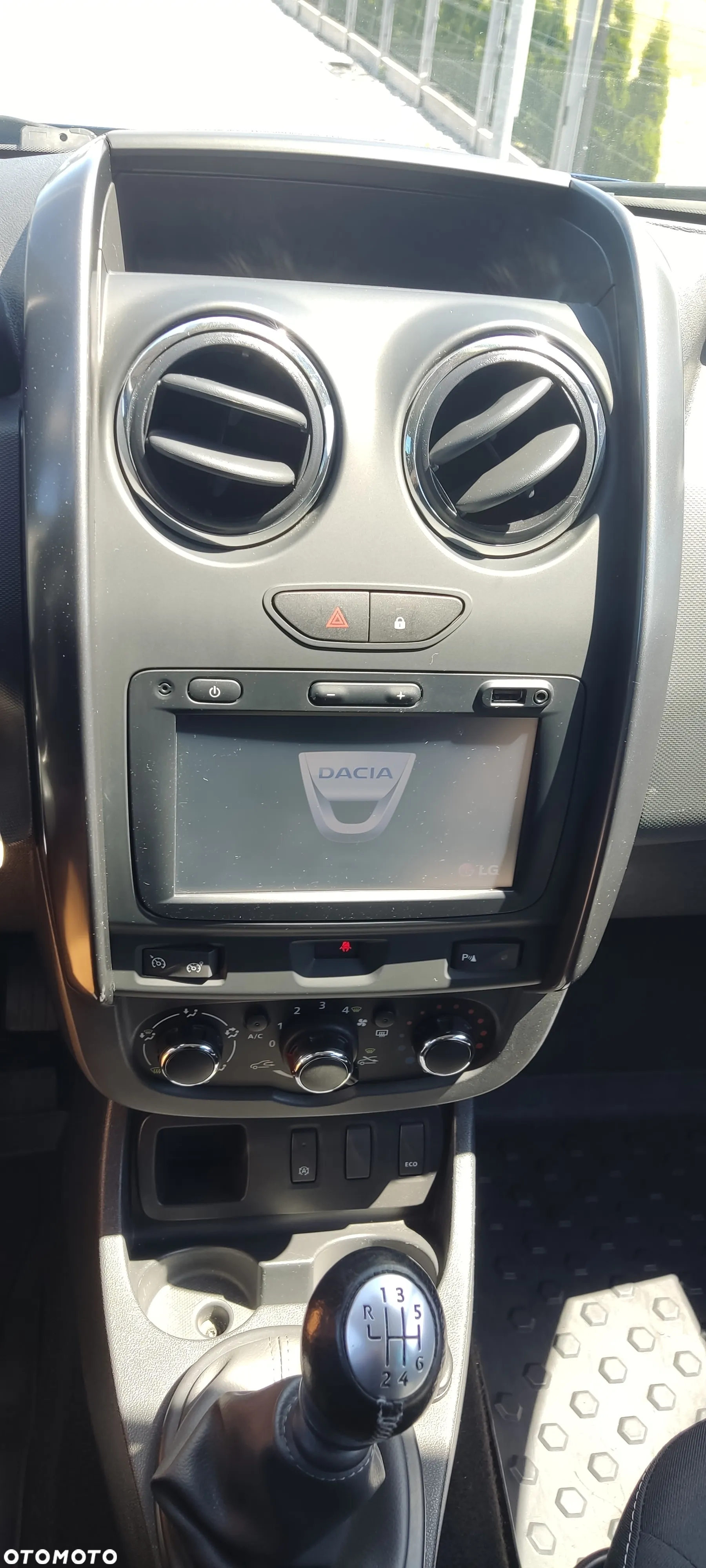Dacia Duster 1.2 TCe Prestige - 22