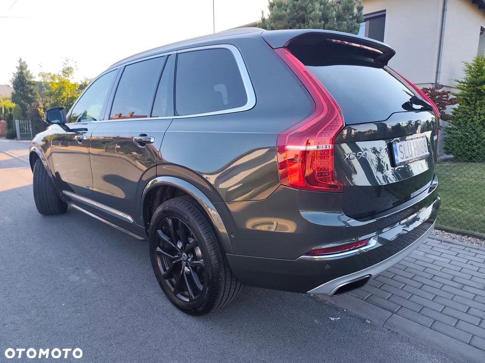 Volvo XC 90 - 2