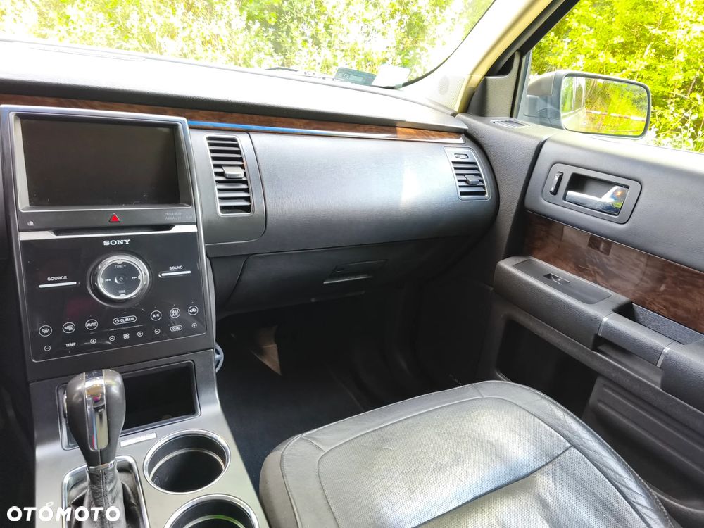 Ford Flex - 12