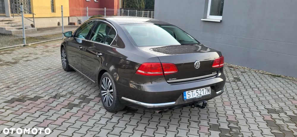 Volkswagen Passat - 6