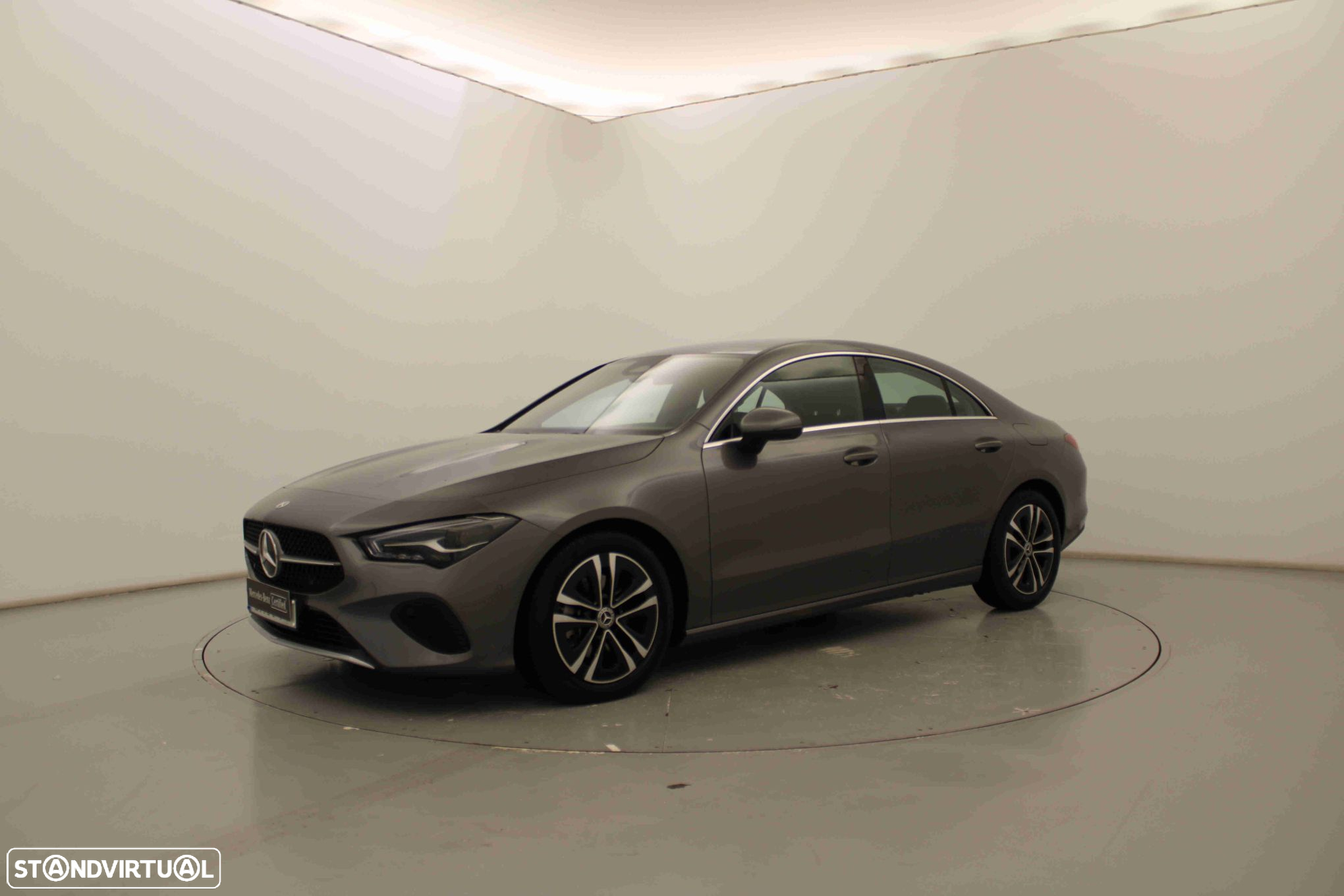 Mercedes-Benz CLA 180 d - 14
