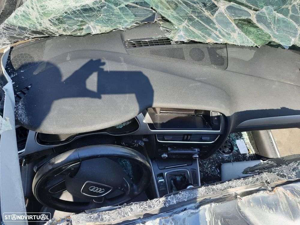 TABLIER AUDI A4 - 1