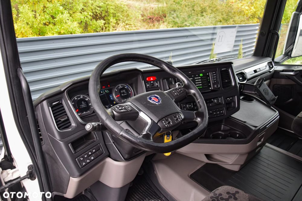 Scania R500 / EURO 6 / FULL AIRMATIC / HYDRAULIKA / RETARDER / KLIMA POSTOJOWA / ACC / FULL LEDY / FULL SPOILERY / 2 ZABIORNIKI PALIWA / SERWISOWANA / SPROWADZONA - 27