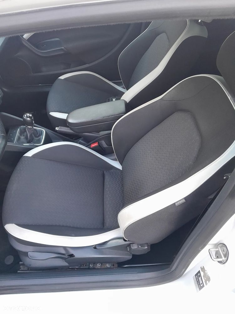 Seat Ibiza SC 1.8 TSI S&S Cupra - 12