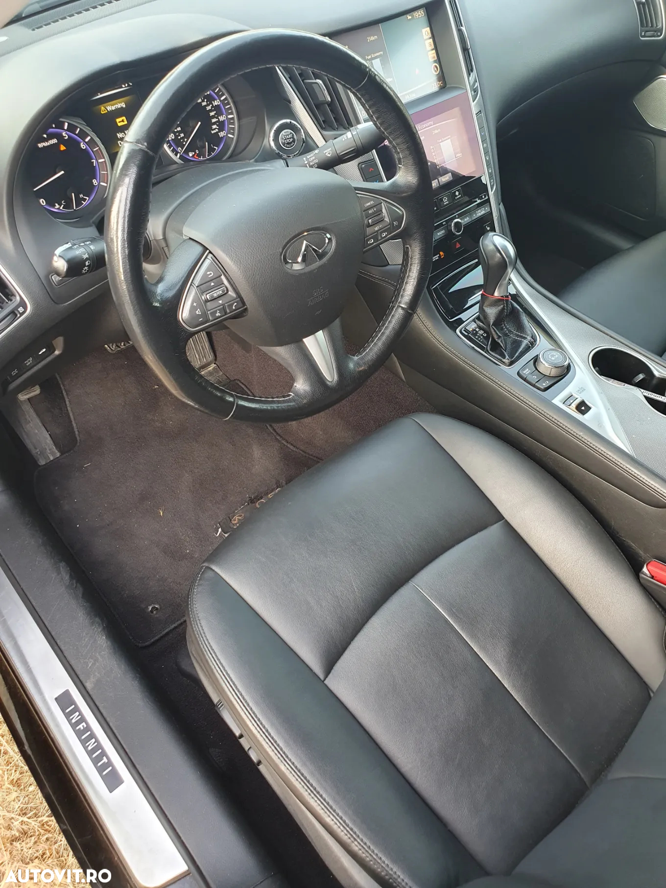 Infiniti Q50 2.0t Premium Executive - 8