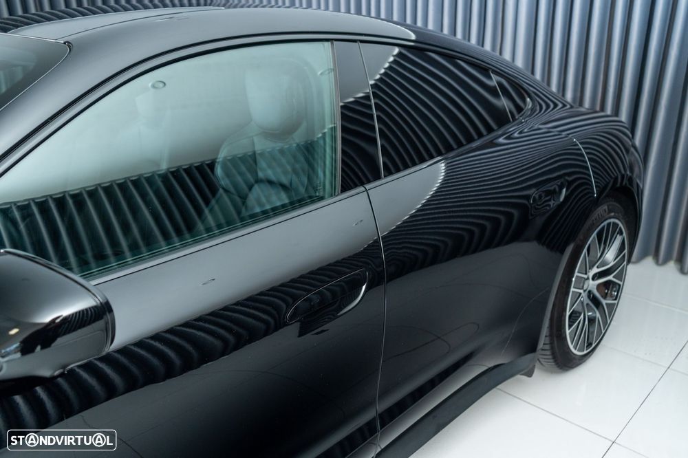 Porsche Taycan 4S - 43