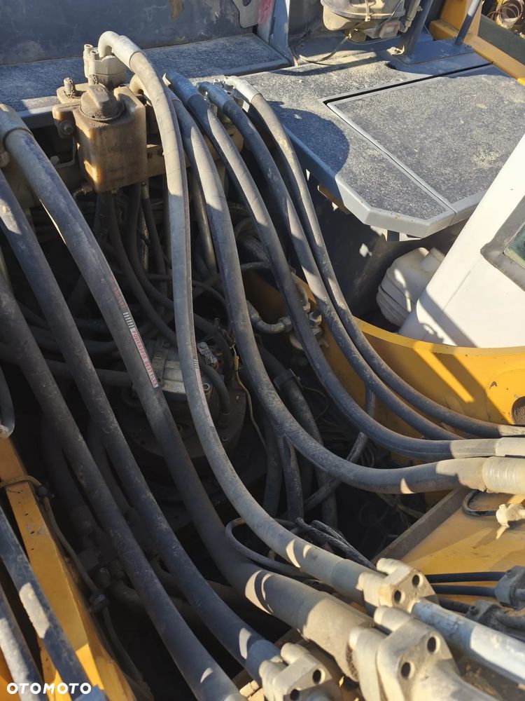Liebherr R934C - 6