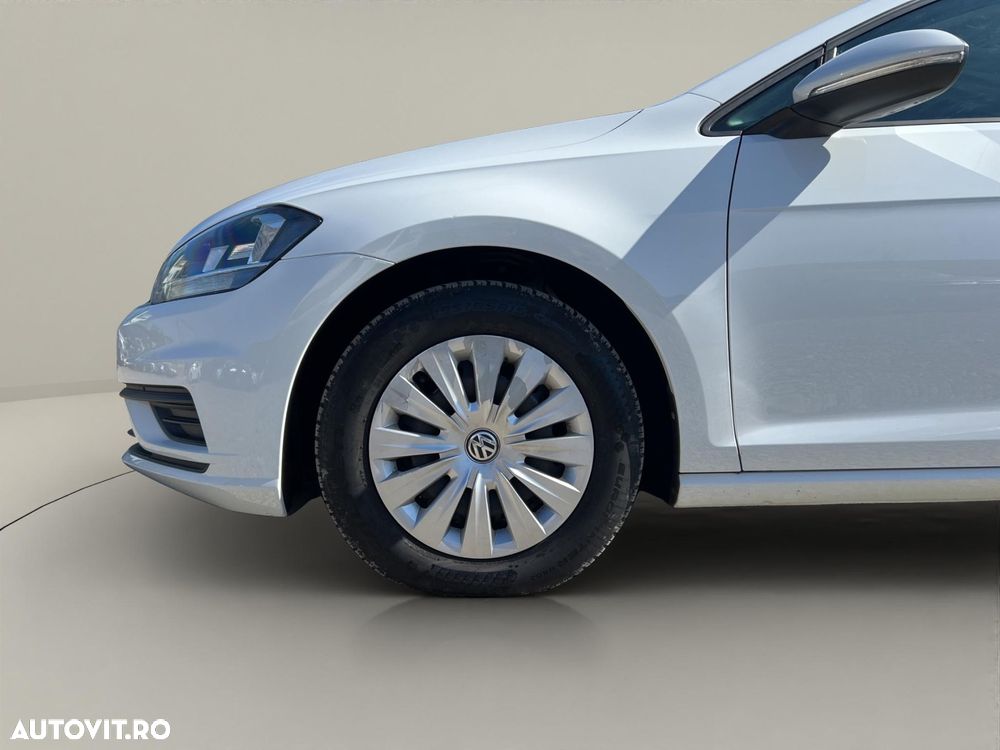 VOLKSWAGEN Golf 2020 — imagine 32