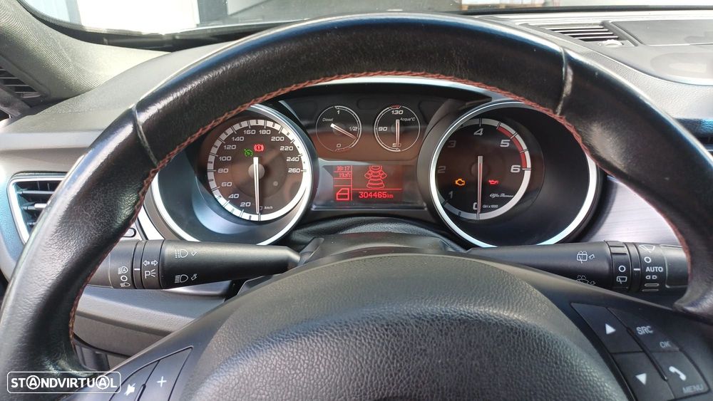 Alfa Romeo Giulietta 1.6 JTDM Corporate - 6