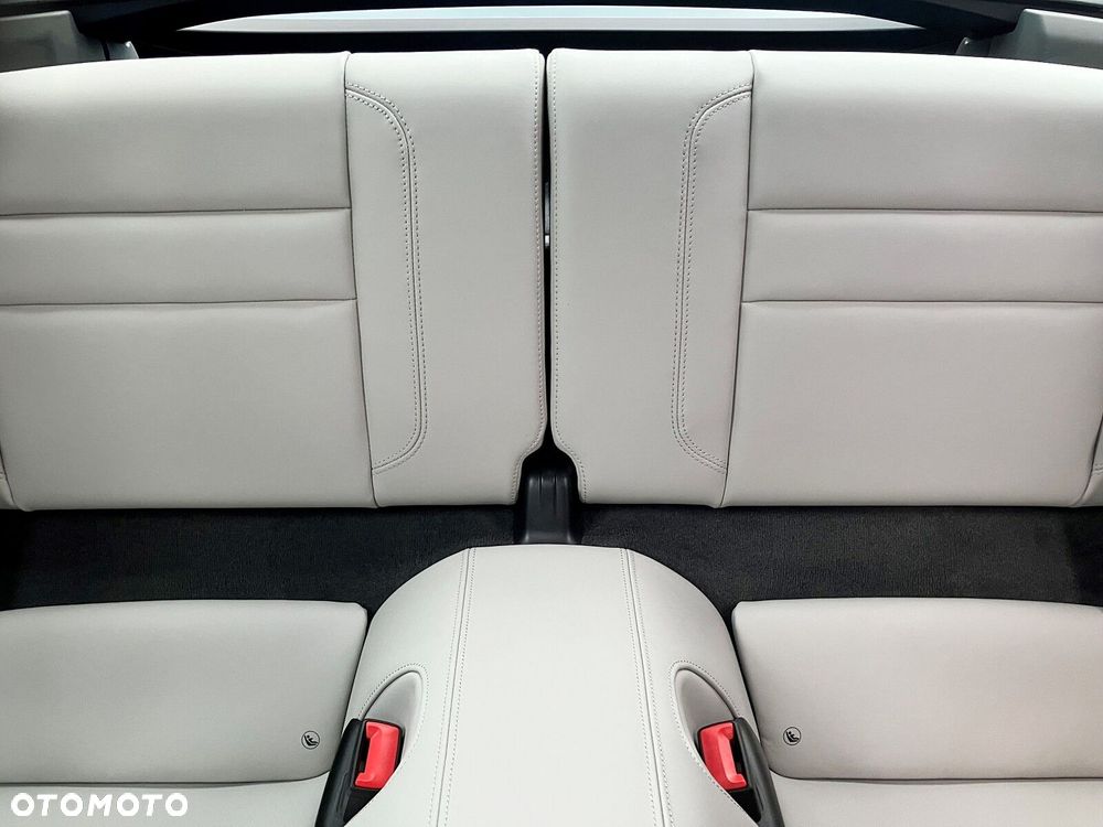 Porsche 911 - 28