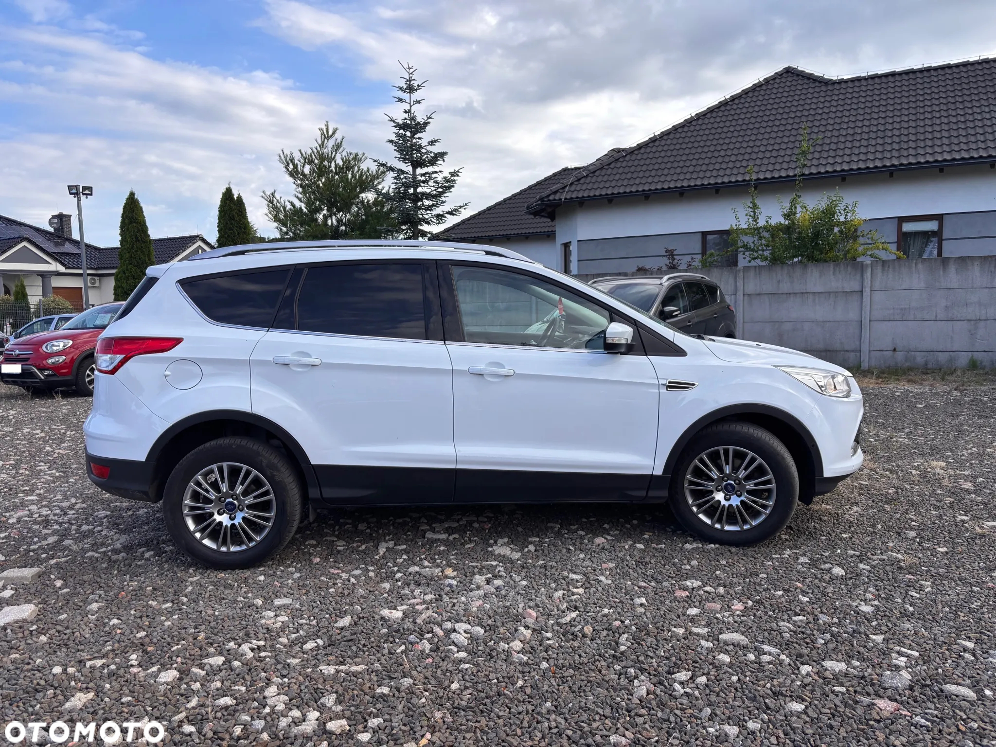 Ford Kuga 1.6 EcoBoost 2x4 Titanium - 13