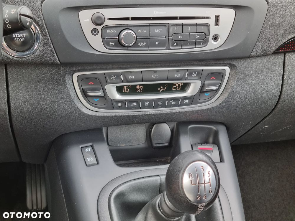 Renault Grand Scenic ENERGY TCe 115 Expression - 17