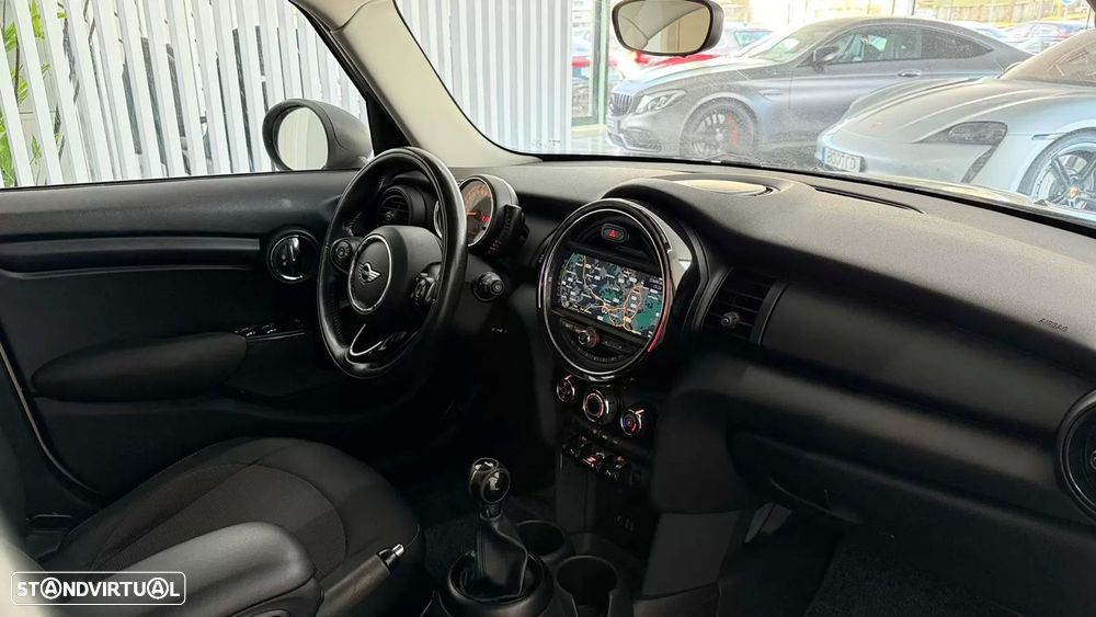 MINI 5 Portas One D - 20