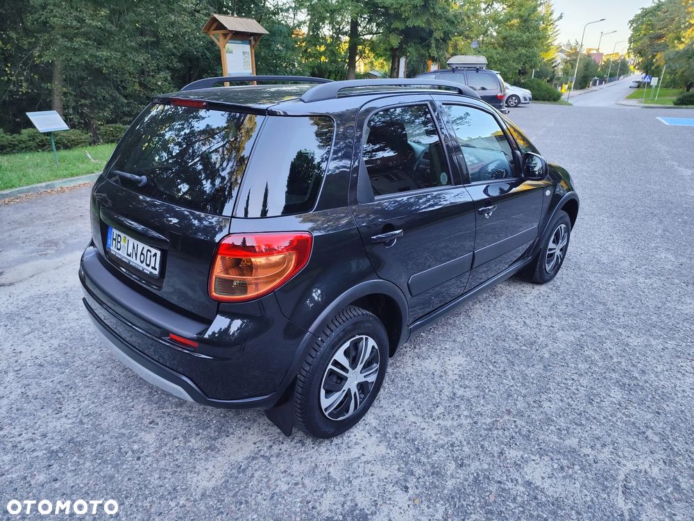 Suzuki SX4 1.6 Premium 4WD - 31