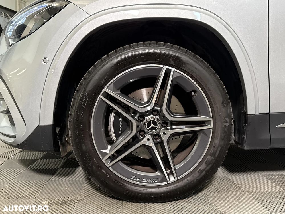 Mercedes-Benz GLA 250 e - 14