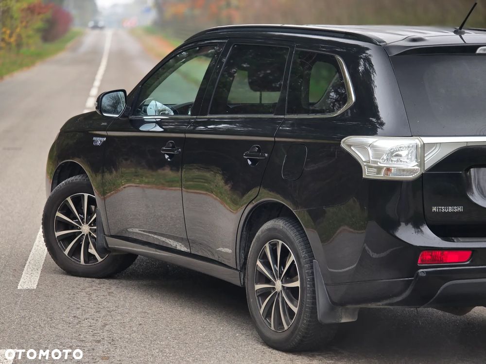 Mitsubishi Outlander - 39