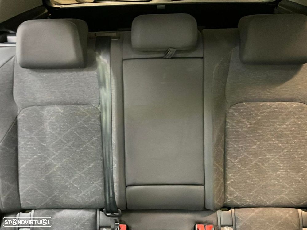 VW Golf 1.0 TSI Life - 19