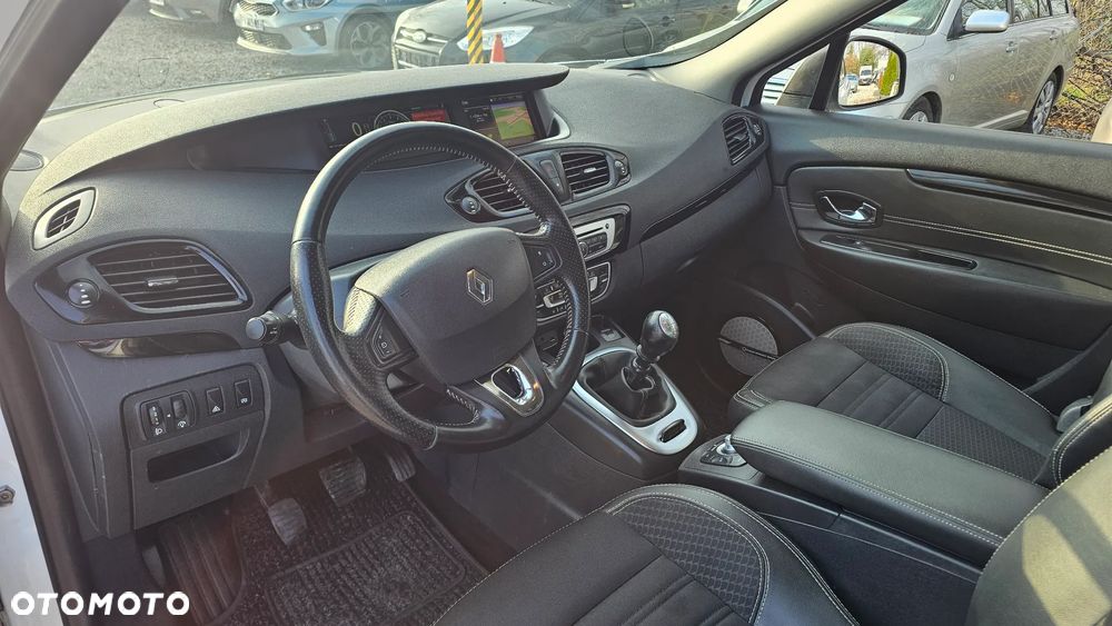 Renault Scenic dCi 130 FAP Start & Stop Bose Edition - 13