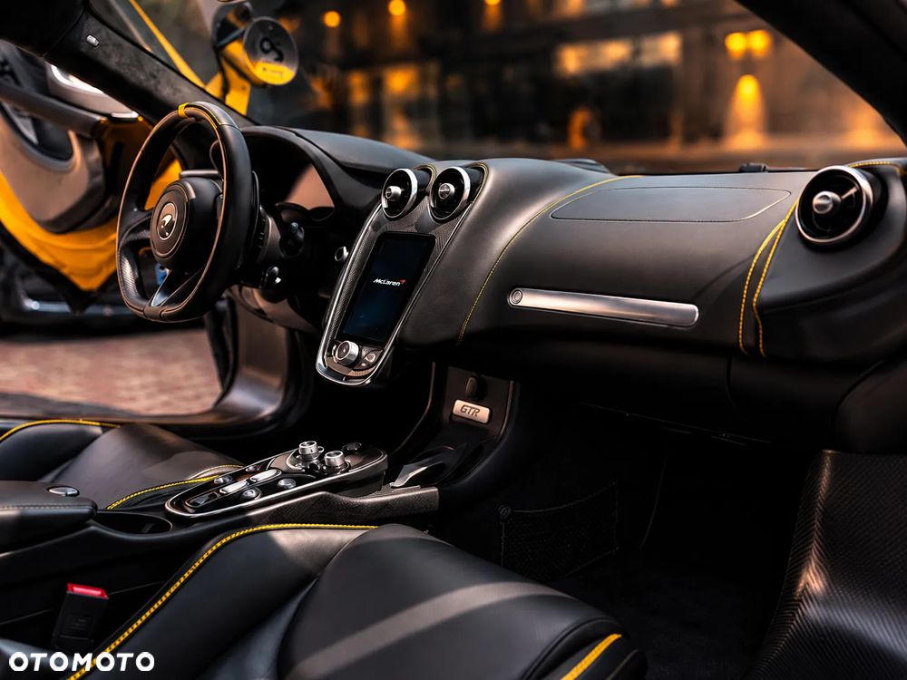 McLaren GT Standard - 4
