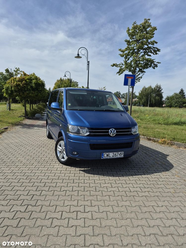 Volkswagen Caravelle - 2