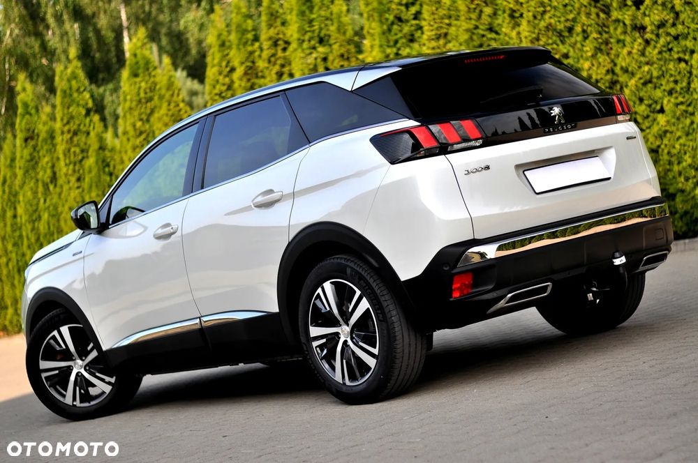 Peugeot 3008 1.2 PureTech Allure S&S - 11