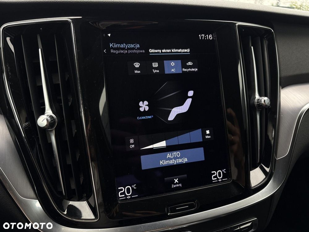Volvo V60 B4 D Momentum Pro - 23