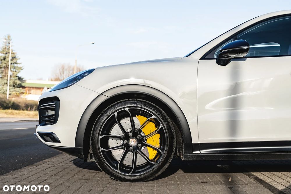 Porsche Cayenne Turbo GT Tiptronic S - 18