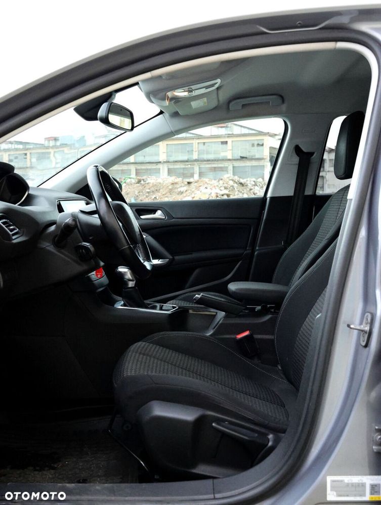 Peugeot 308 - 16