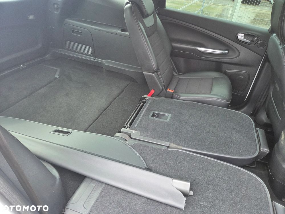 Ford S-Max 2.0 TDCi DPF Titanium - 12