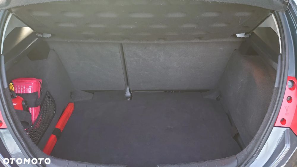 Seat Leon 1.6 Reference - 11