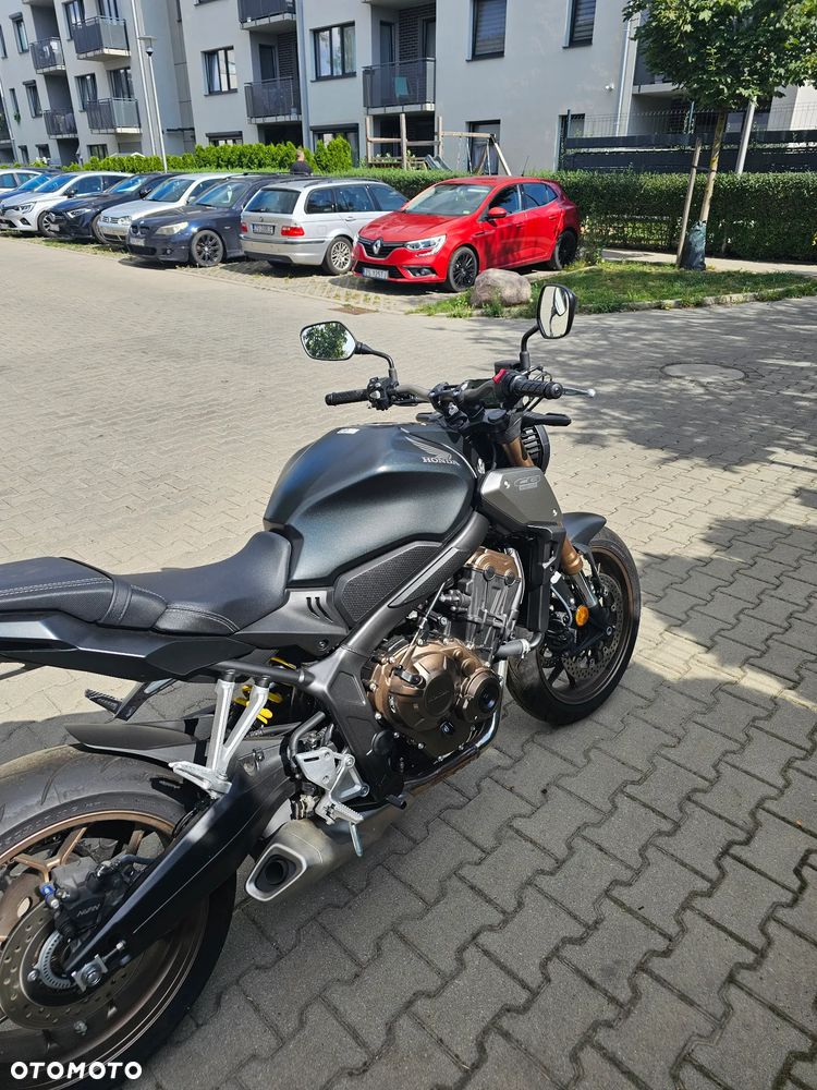 Honda CB - 3