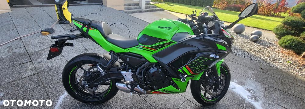 Kawasaki Ninja - 2