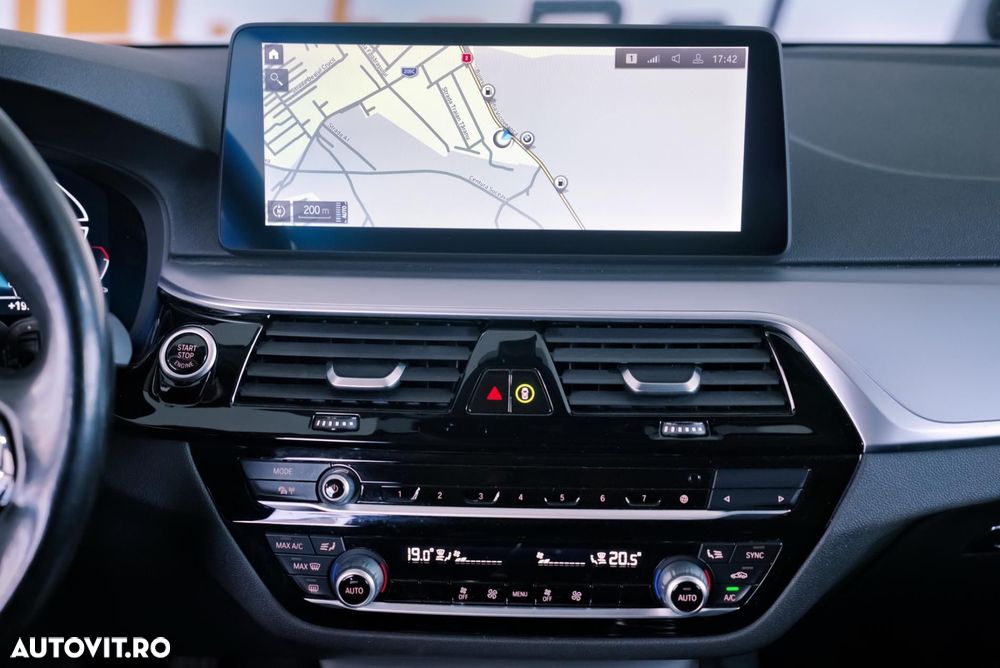 BMW Seria 5 520d Aut. - 19