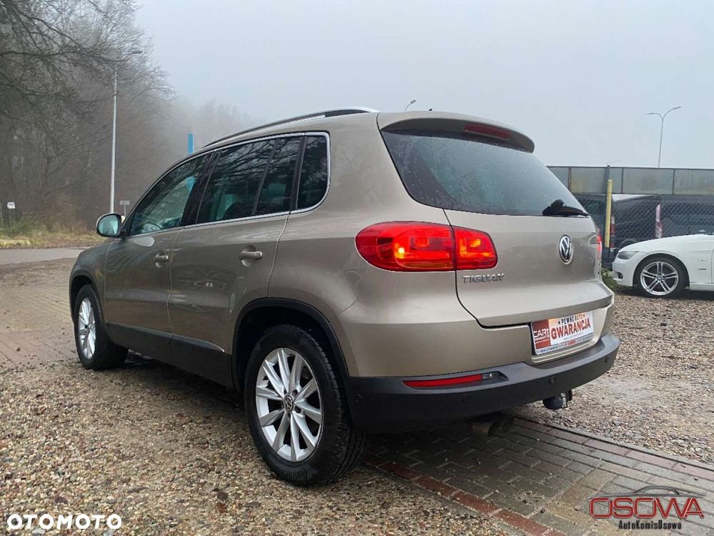 Volkswagen Tiguan - 11
