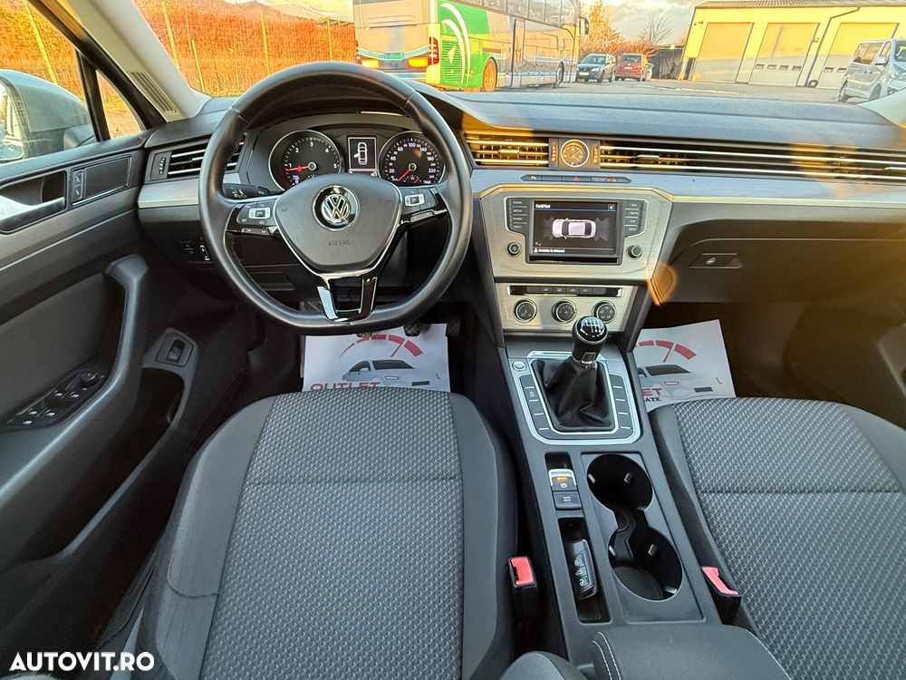 Volkswagen Passat Variant 1.6 TDI (BlueMotion Technology) Comfortline - 9