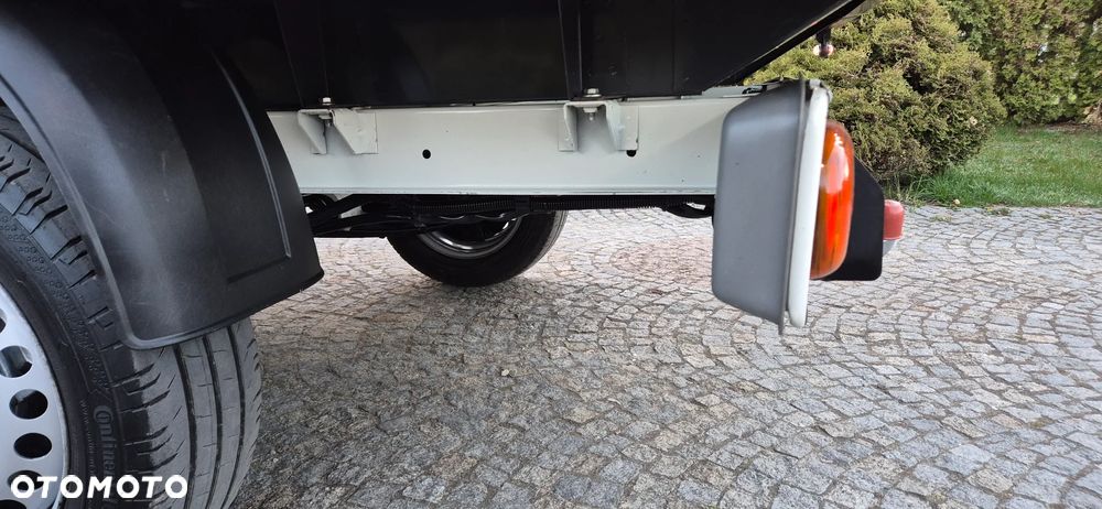 Volkswagen T5 kilka sztuk - 38