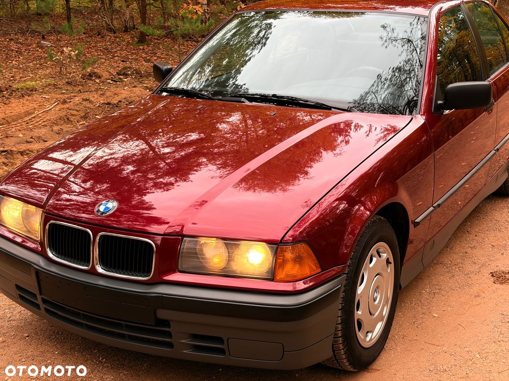 BMW 3 Series 1992 photo 3