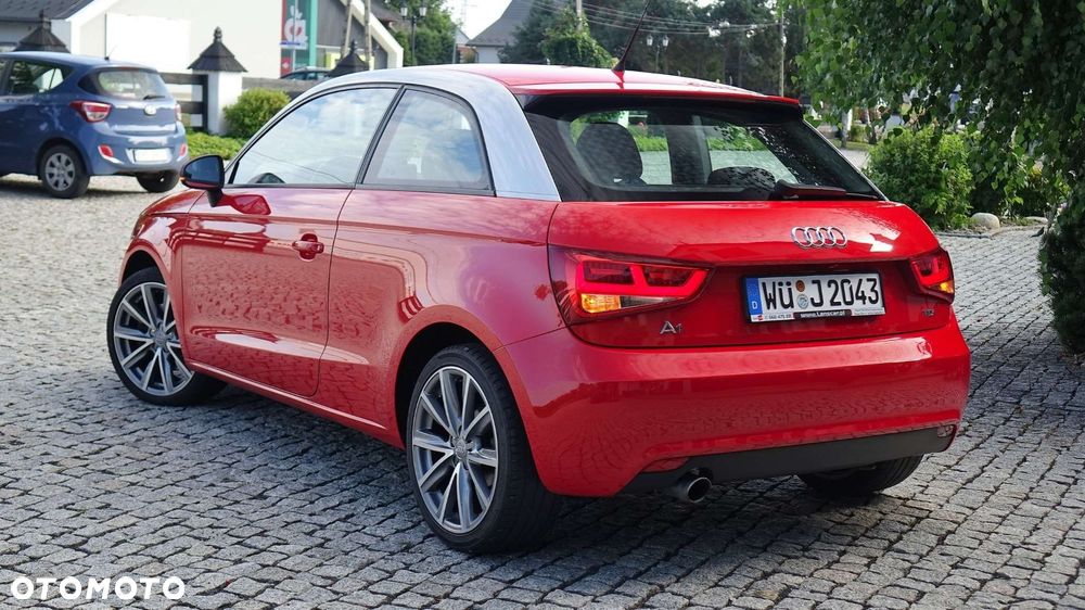 Audi A1 Sportback 2010 photo 4