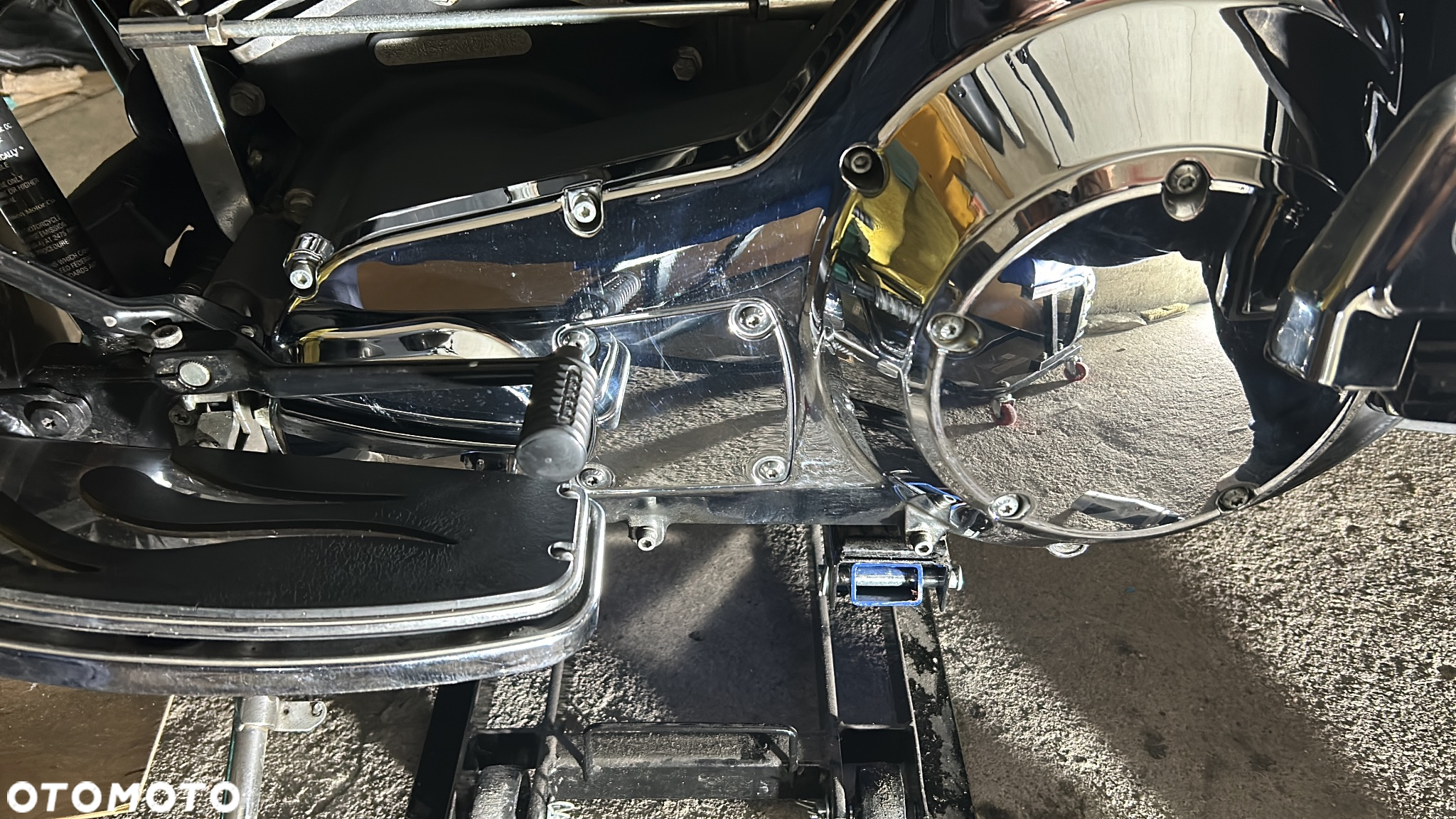 Harley-Davidson FLH Electra Glide - 7