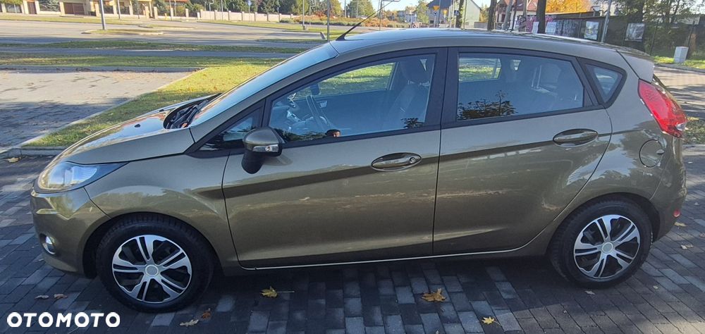 Ford Fiesta - 7
