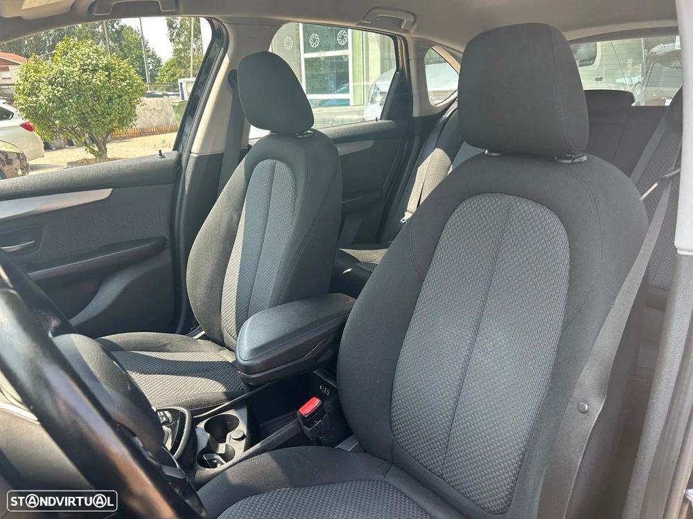 BMW 225xe Active Tourer Advantage - 13