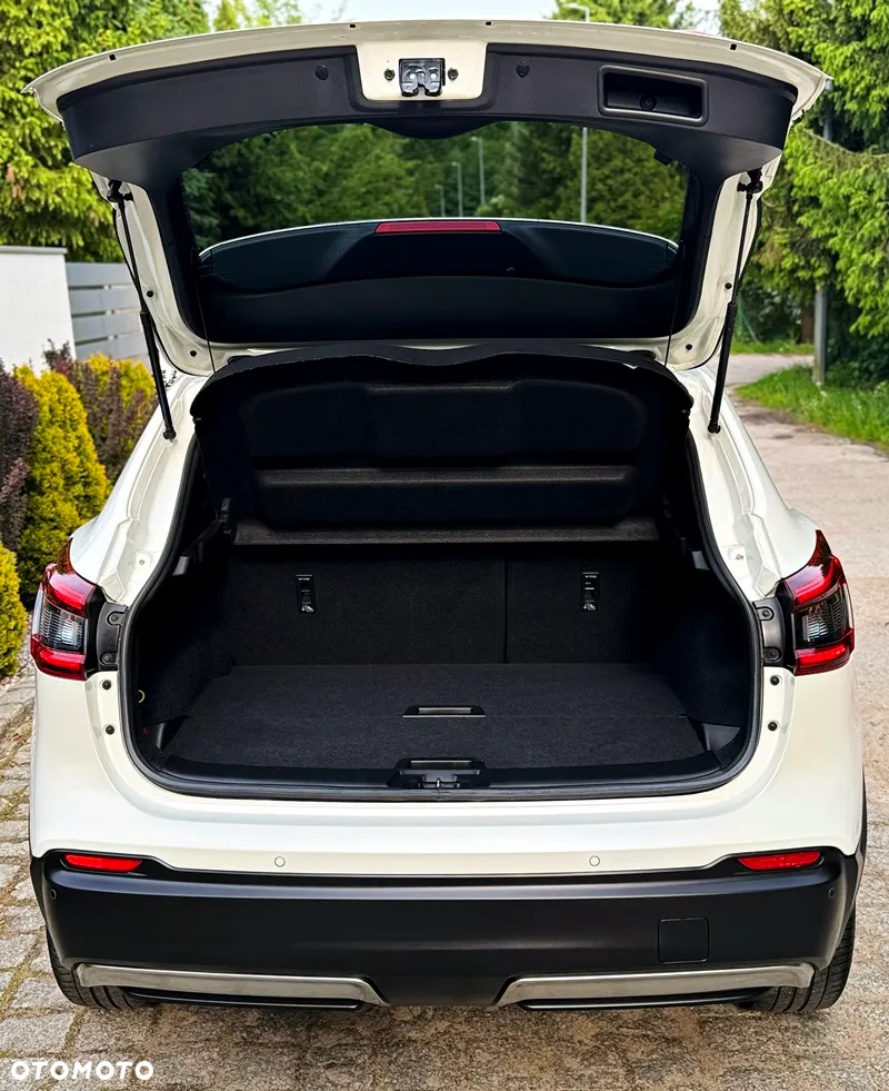 Nissan Qashqai 1.6 DIG-T Tekna+ - 34