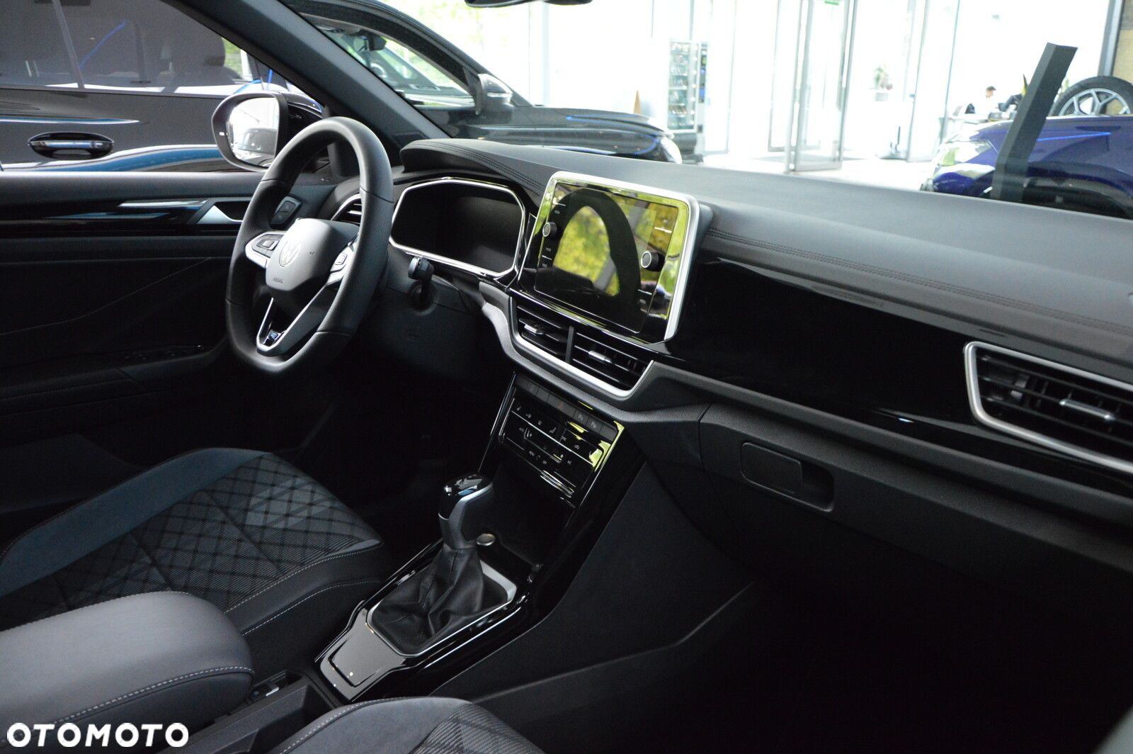 Volkswagen T-Roc - 15