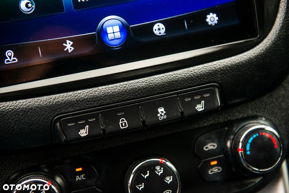 Kia Ceed 1.6 GDI ISG Vision - 24