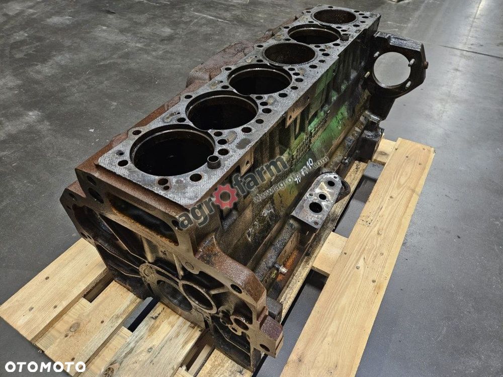 Blok silnika John Deere 7710, 7810, 7610 - 1