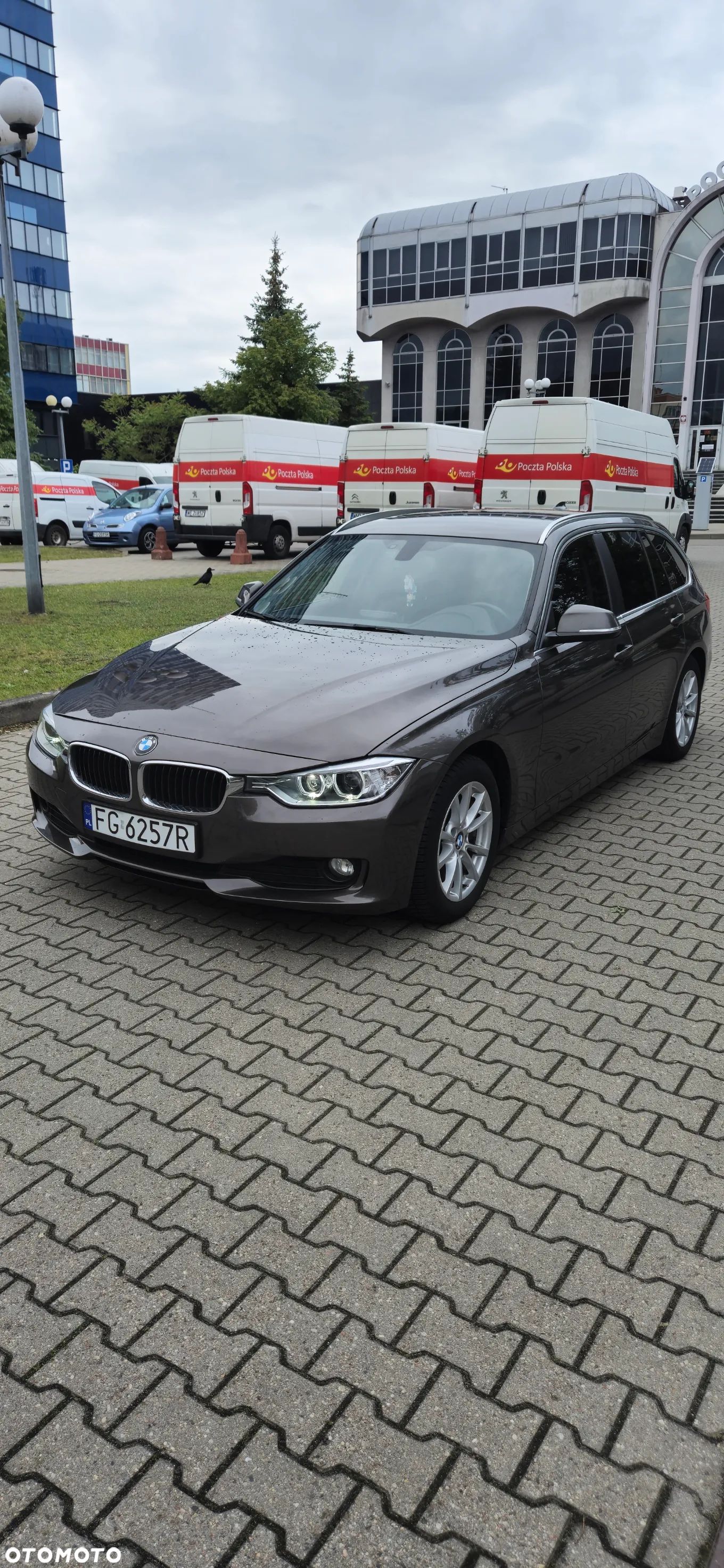 BMW Seria 3 318d - 1