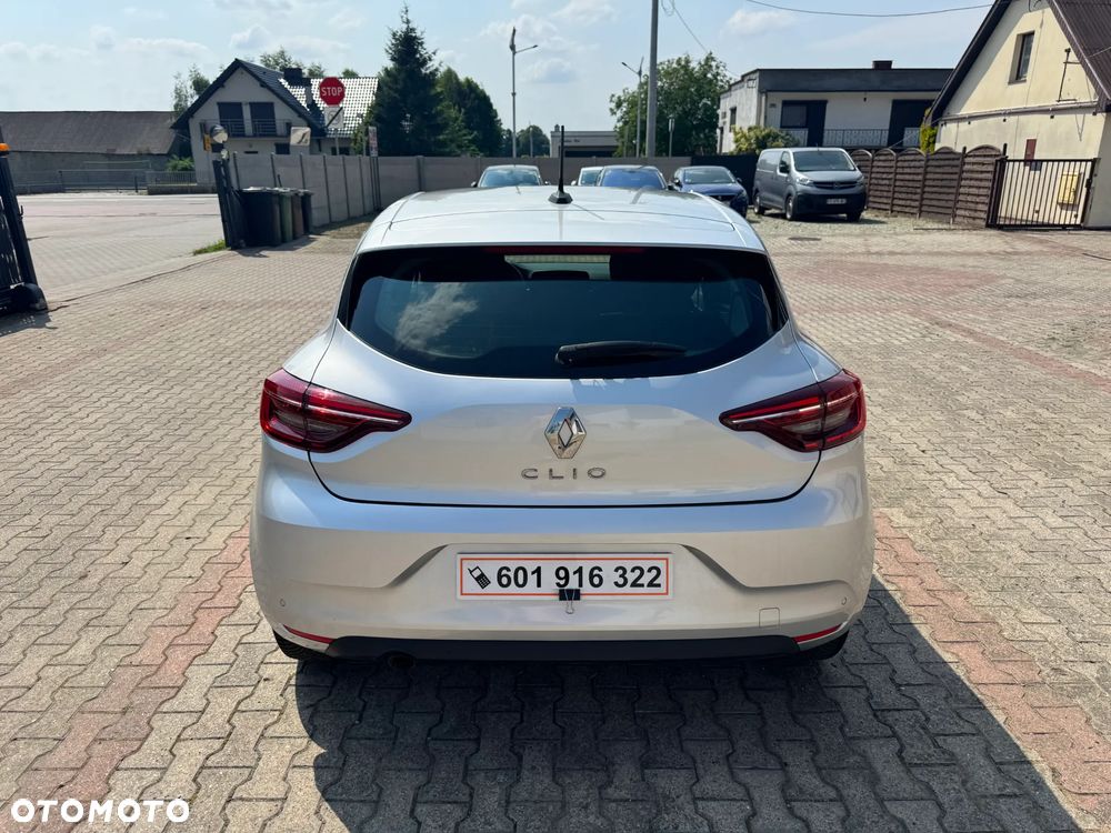 Renault Clio - 6