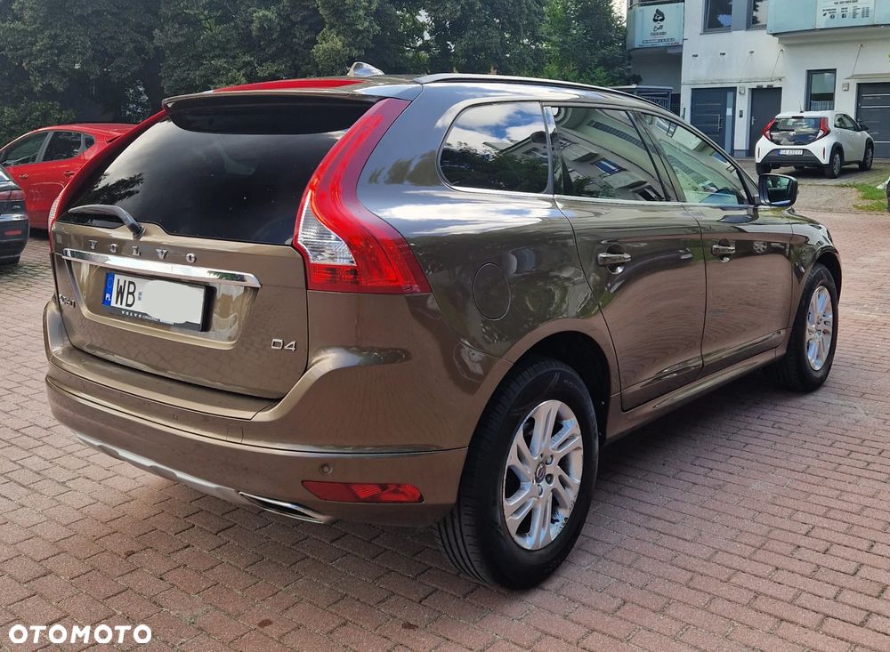 Volvo XC 60 D4 Momentum - 3