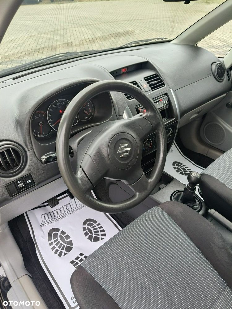 Suzuki SX4 - 14