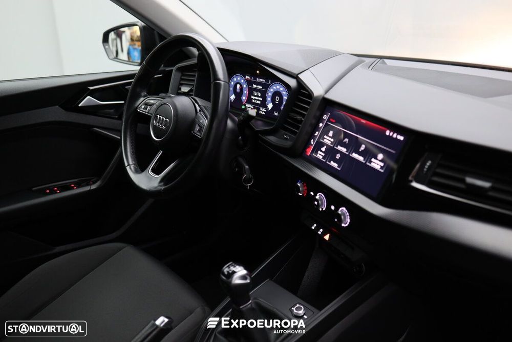 Audi A1 Sportback 25 TFSI SE Business - 27